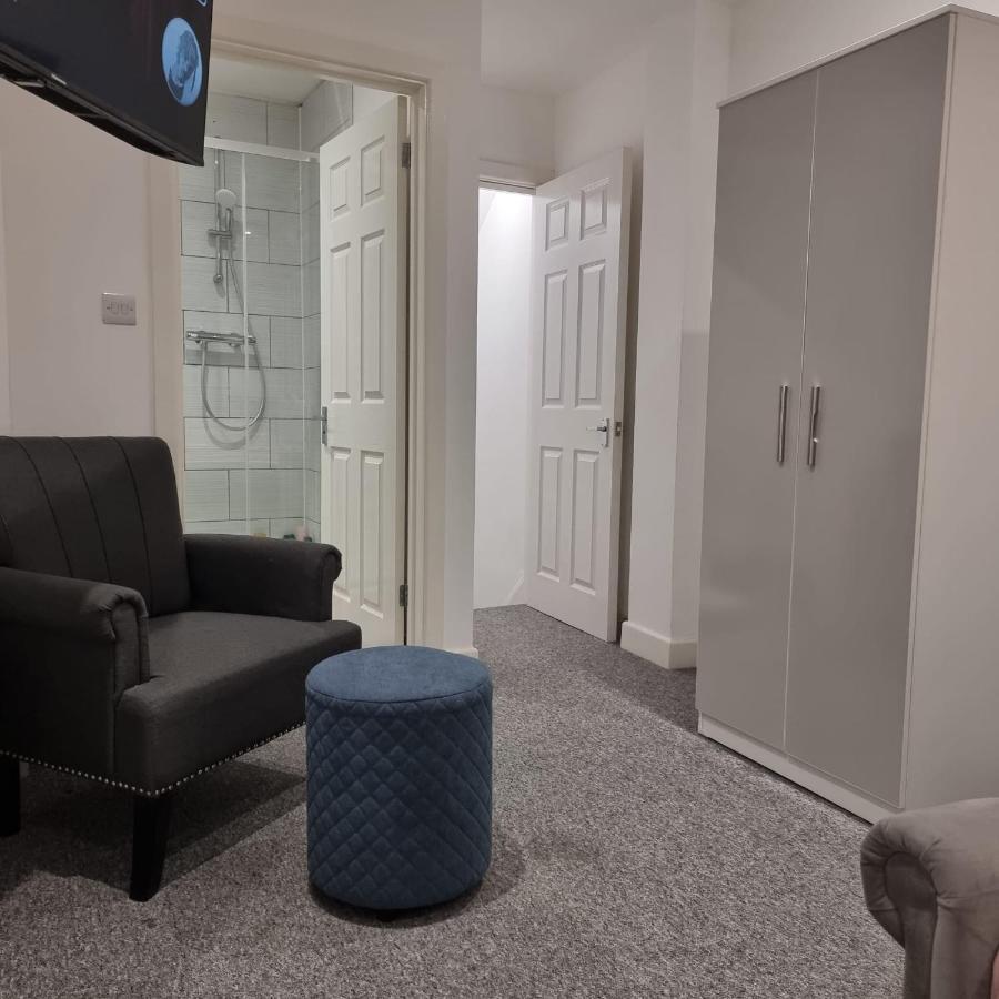 לונדון Classic 2 Bed Apartment In Oldkent Road מראה חיצוני תמונה